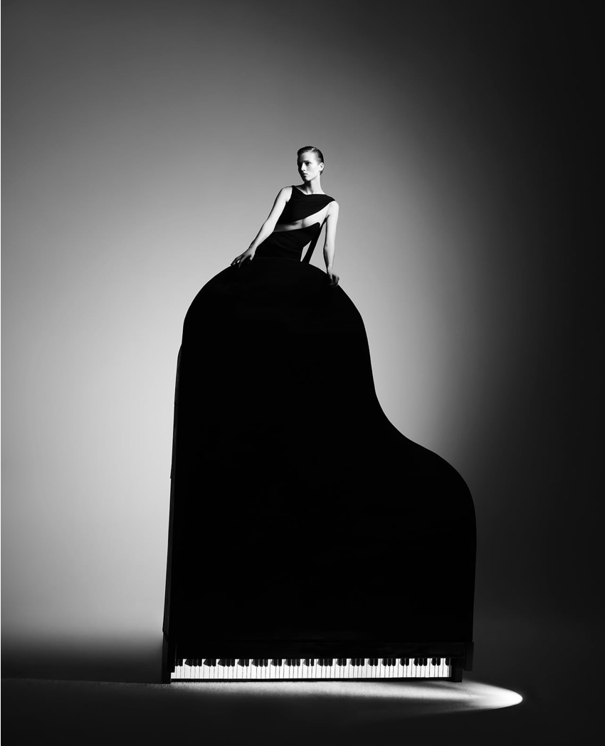 Fashion Photography : Emerging Eyes — Dossier Magazine